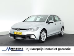 Volkswagen Golf - 1.0 TSI 110pk Life Navigatie Cruise Control Parkeersensoren