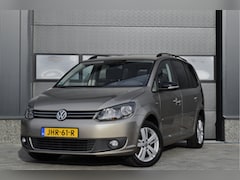 Volkswagen Touran - 1.4 TSI Highline 7p. Trekhaak - Cruise - Stoelverw. - Clima