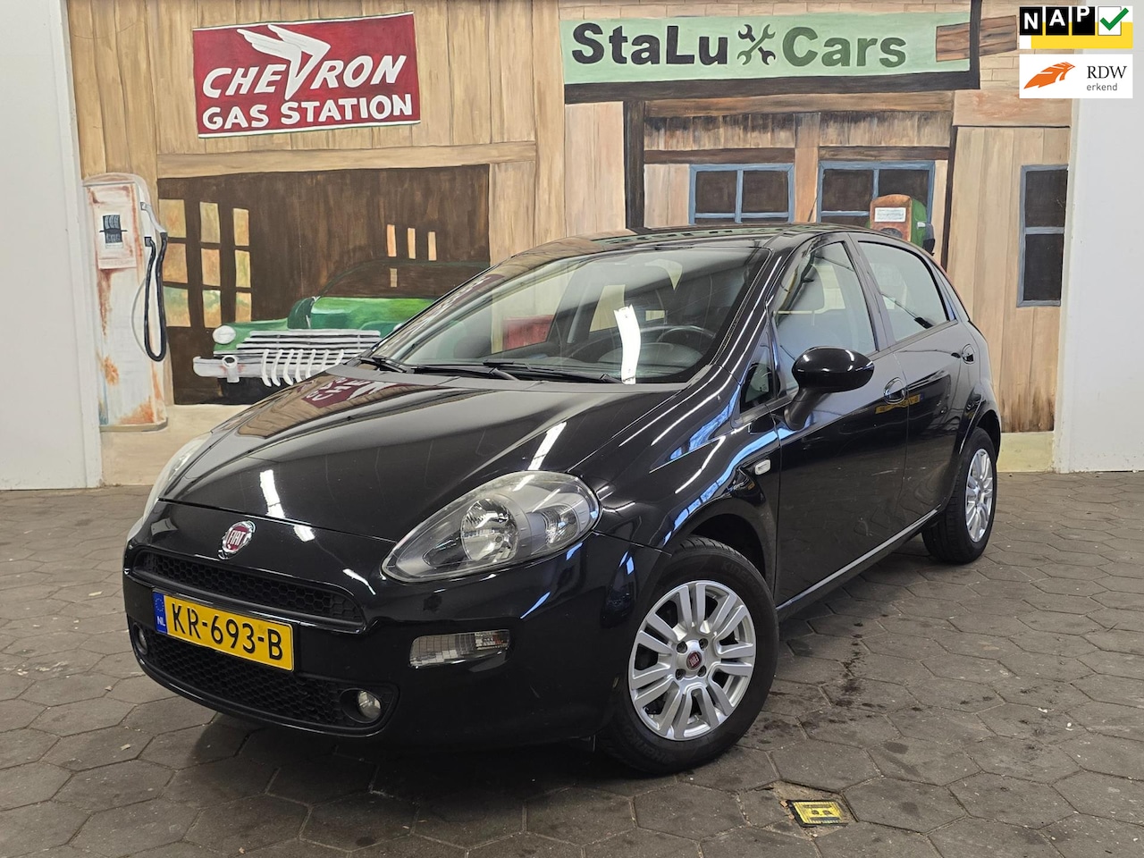 Fiat Punto Evo - 0.9 TwinAir Lounge/AIRCO/N.A.P/5-DEURS/ - AutoWereld.nl