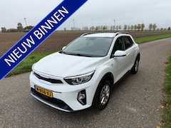 Kia Stonic - 1.0 T-GDi MHEV DynamicLine Camera Navigatie Enz