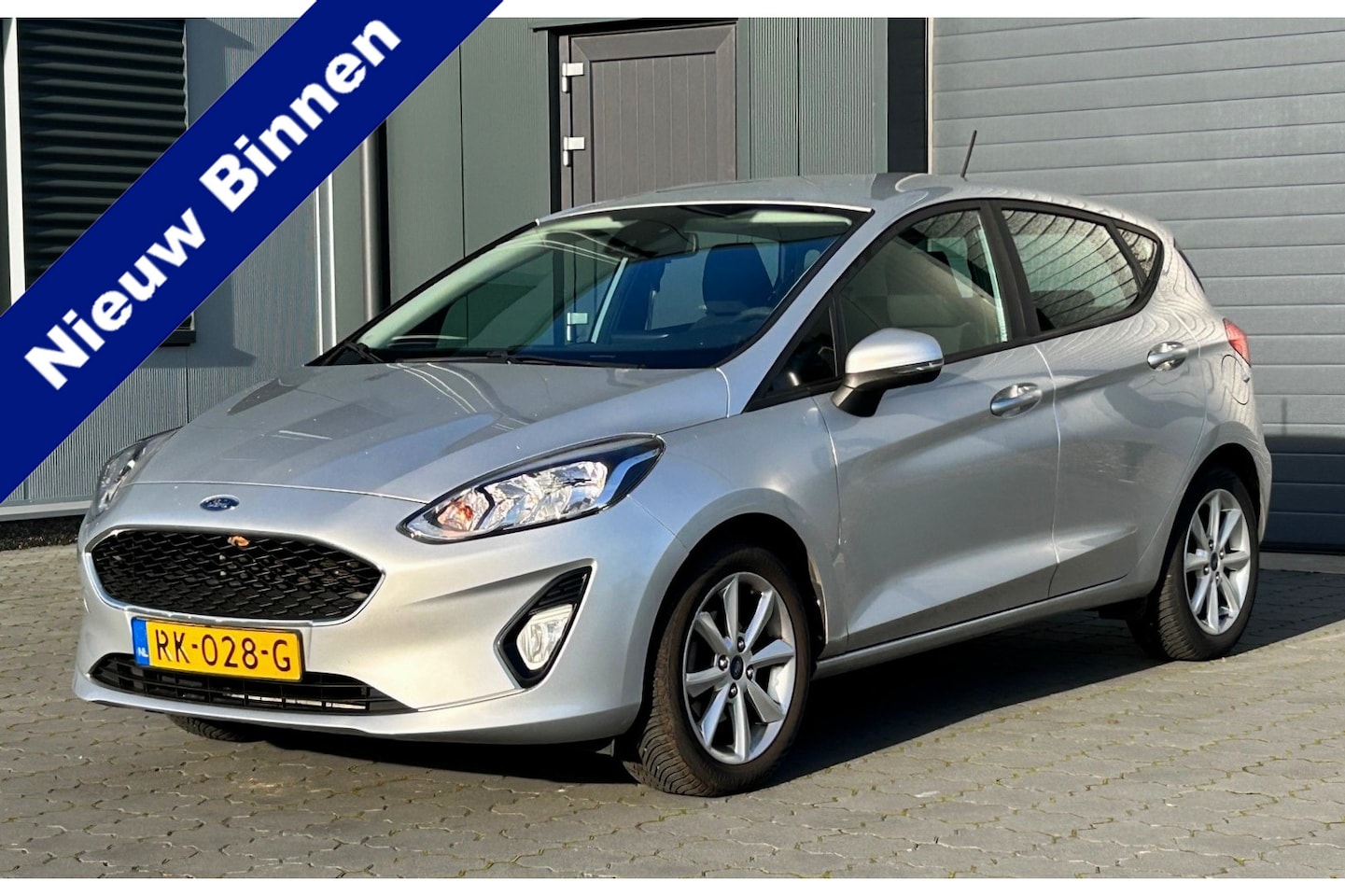 Ford Fiesta - 1.1 Trend NAVI PDC 16" - AutoWereld.nl
