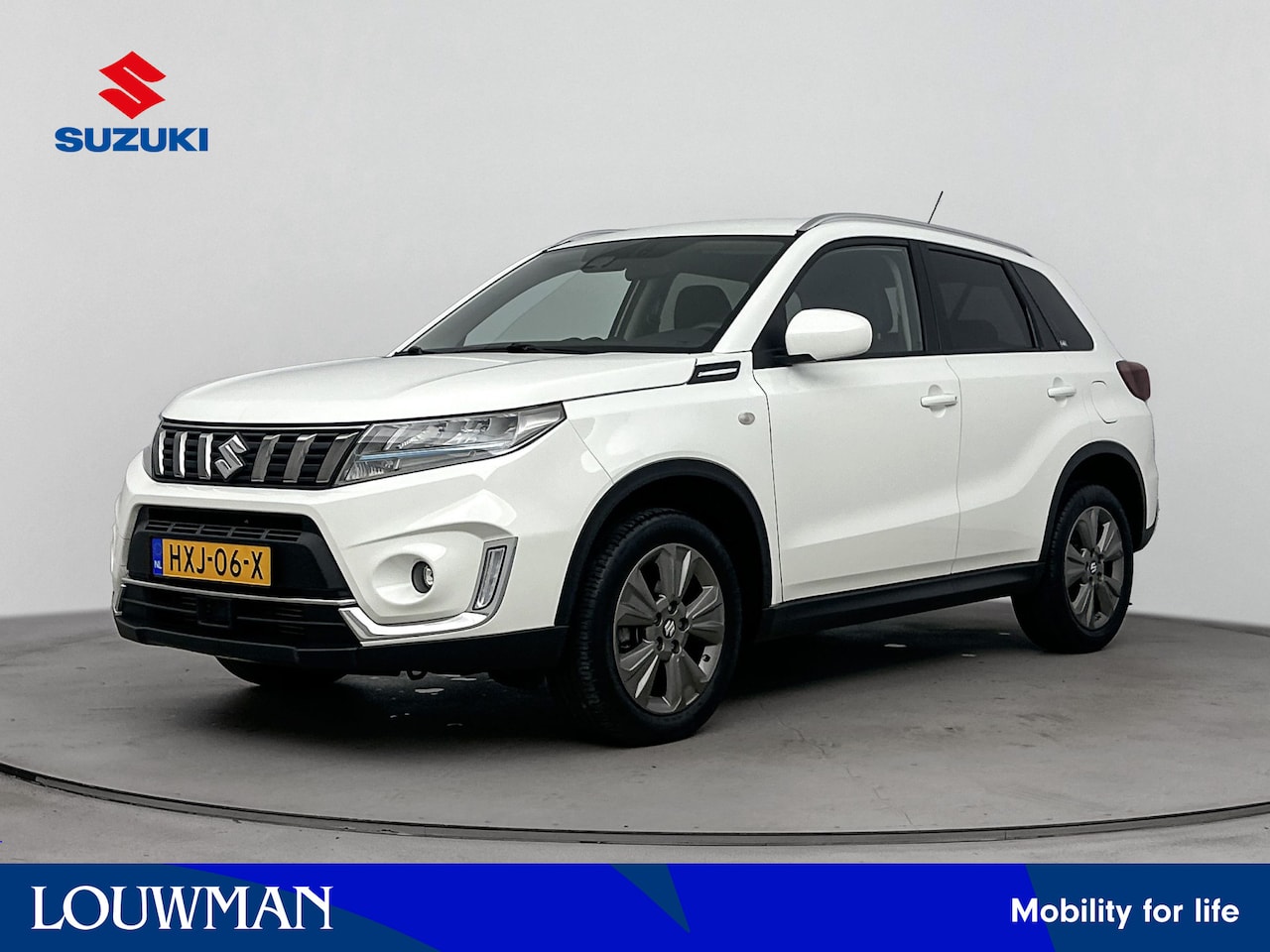 Suzuki Vitara - 1.4 Boosterjet Select Smart Hybrid Limited | Stoelverwarming | Parkeercamera | Lichtmetale - AutoWereld.nl