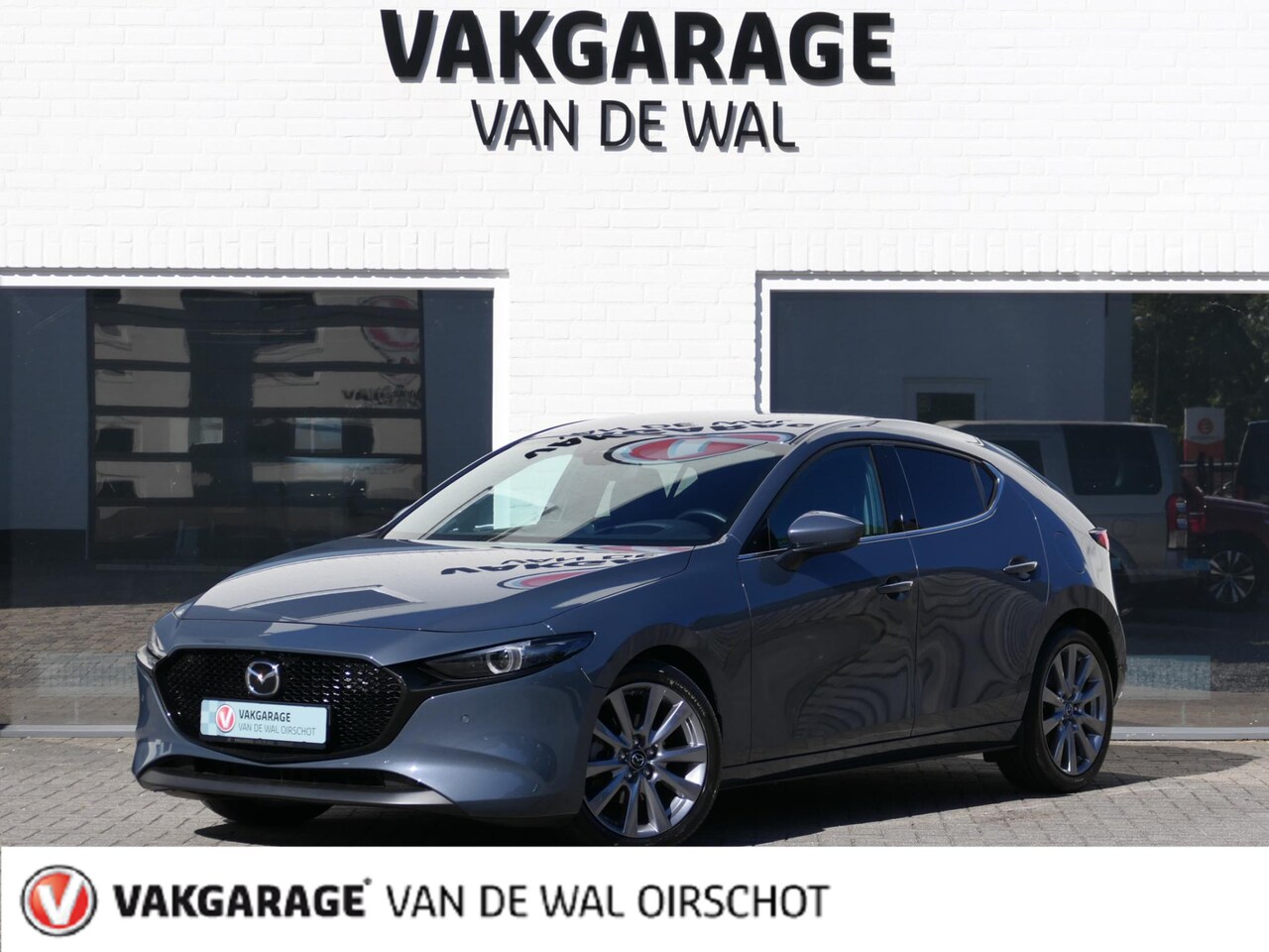 Mazda 3 - 2.5 e-SkyActiv-G M Hybrid 140 Takumi | 360°-camera | BOSE | Head-up display | Leder | Memo - AutoWereld.nl
