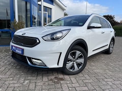 Kia Niro - 1.6 GDi PHEV DynamicLine | Navigatie, Parkeersensoren en camera, Adaptive Cruise controle,