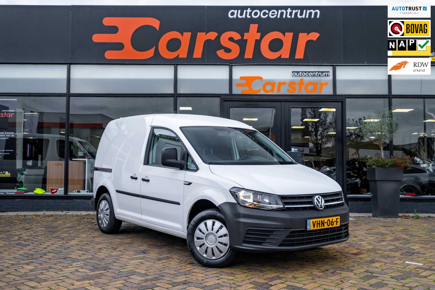 Volkswagen Caddy - 2.0 TDI L1H1 BMT|Airco|Cruise|Trekhaak - AutoWereld.nl