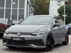 Volkswagen Golf - 2.0TSI 300PK GTI Clubsport Pano HUD iQ-Light H&K 19-inch Sfeerverl. Stoel+Stuurverw. VOL
