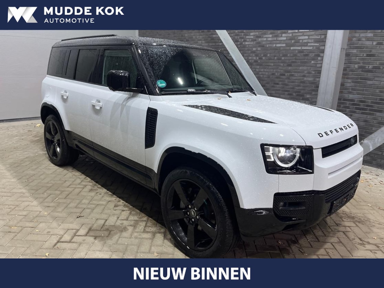Land Rover Defender 110 - P400e X-Dynamic HSE | Black Pack | ClearSight View | head-Up | 22 Inch | ACC | Trekhaak - AutoWereld.nl