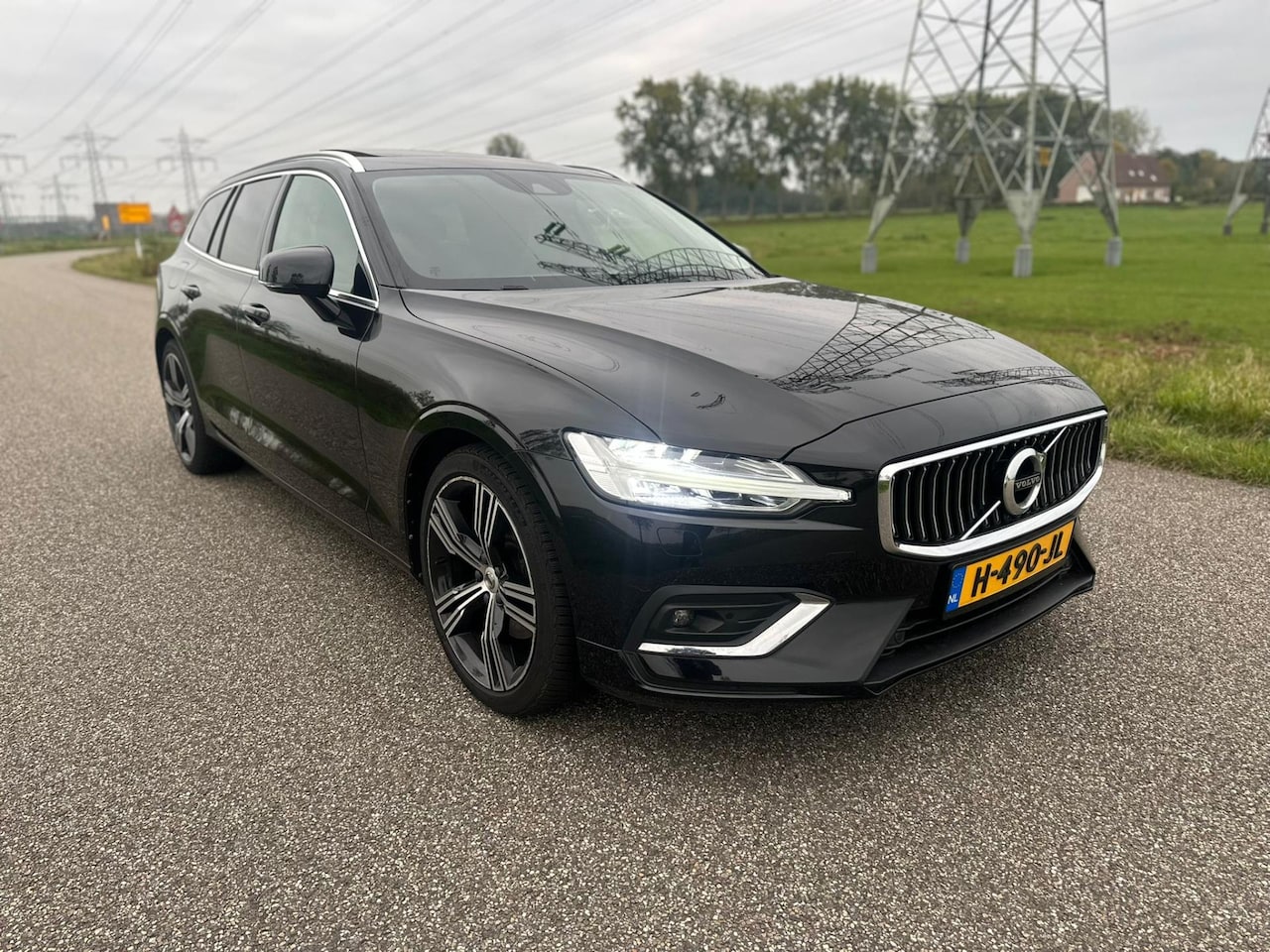 Volvo V60 - 2.0 T4 Inscription 2.0 T4 Inscription - AutoWereld.nl