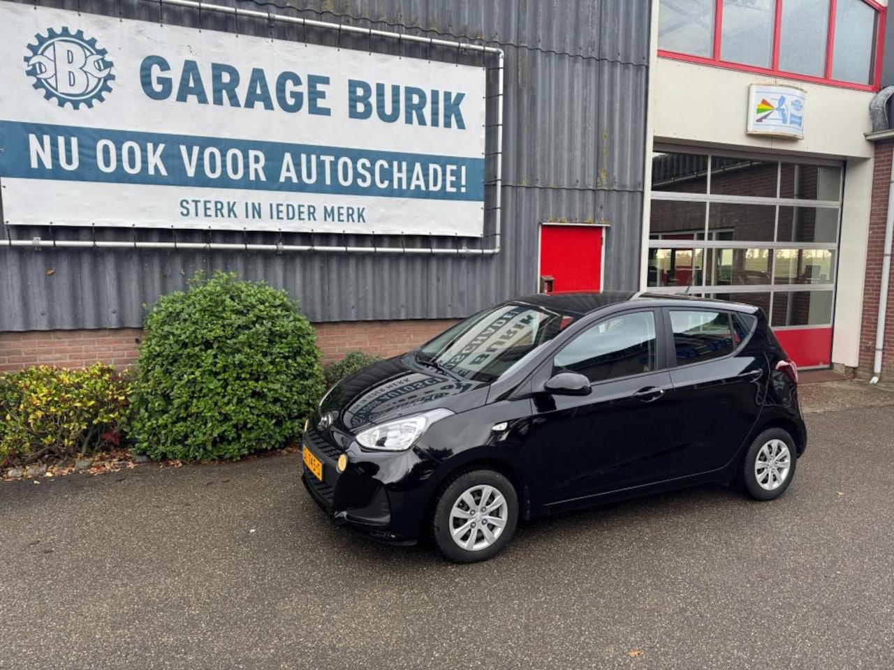 Hyundai i10 - 1.0i Comfort 32000 KM Navi - AutoWereld.nl