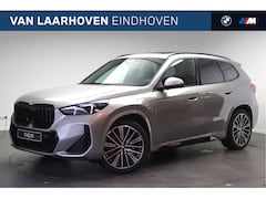 BMW X1 - xDrive30e High Executive M Sport Automaat / Panoramadak / Trekhaak / Sportstoelen / Adapti