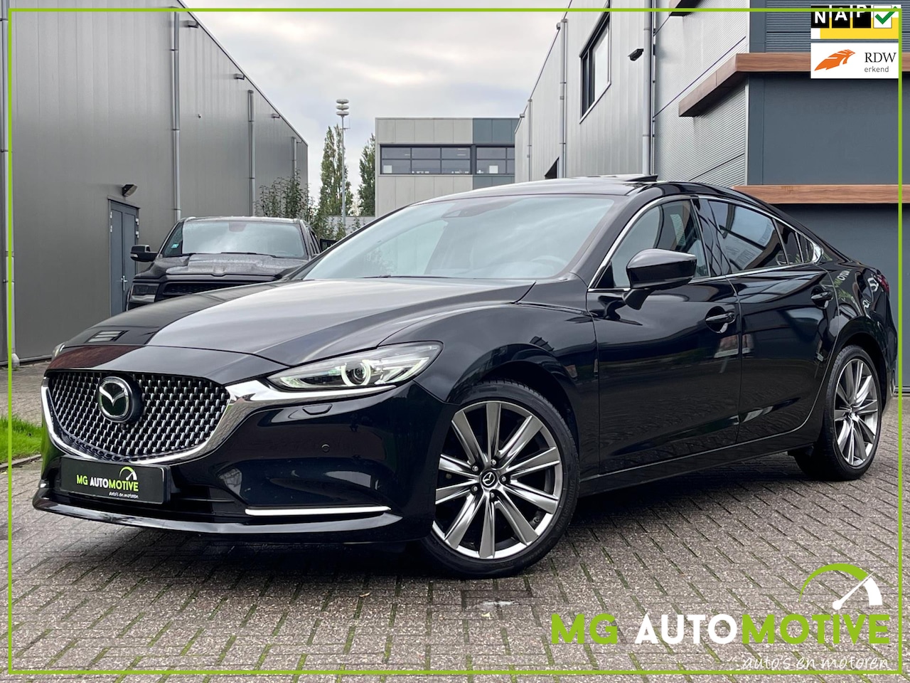 Mazda 6 - 2.0 SkyActiv-G 165 Signature | 1e eig | Leder | HUD | 360 | NL auto NAP | BTW - AutoWereld.nl