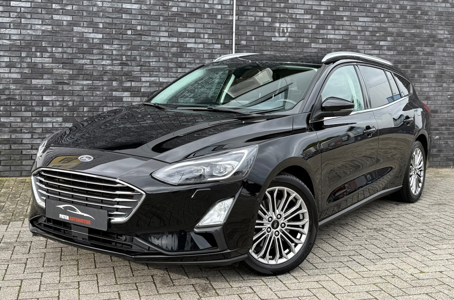 Ford Focus Wagon - 1.0 EcoBoost Titanium Automaat|Camera|Adap Cruise|Pre-Collision|Lane Assist|Vol Led|360 PD - AutoWereld.nl