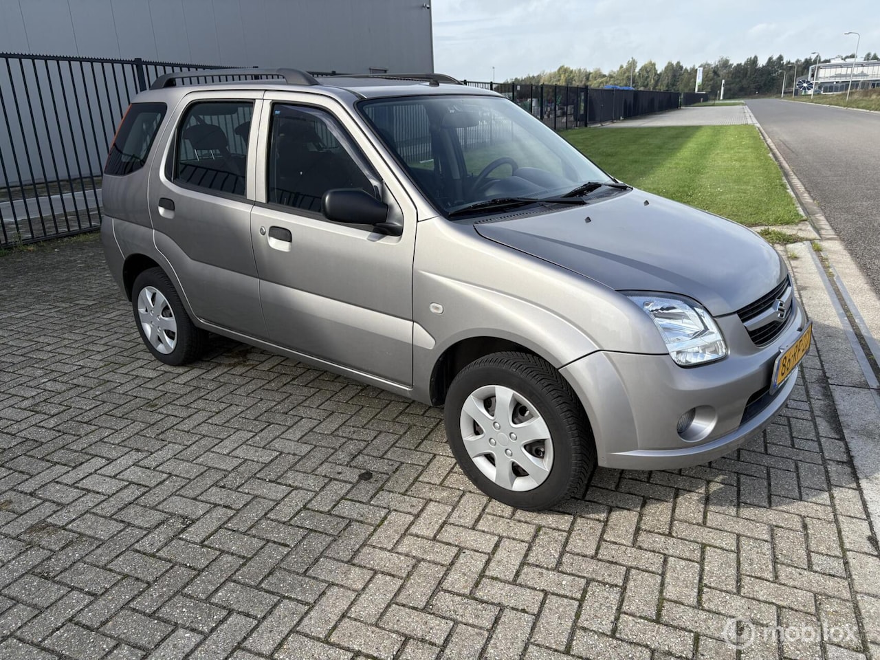 Suzuki Ignis - 1.3-16V GL 1.3-16V GL - AutoWereld.nl