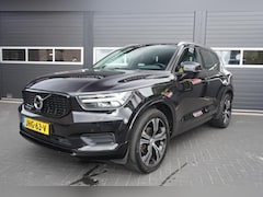 Volvo XC40 - 1.5 T3 Momentum Camera/Carplay/Harman Kardon/Cruise/Climate Control