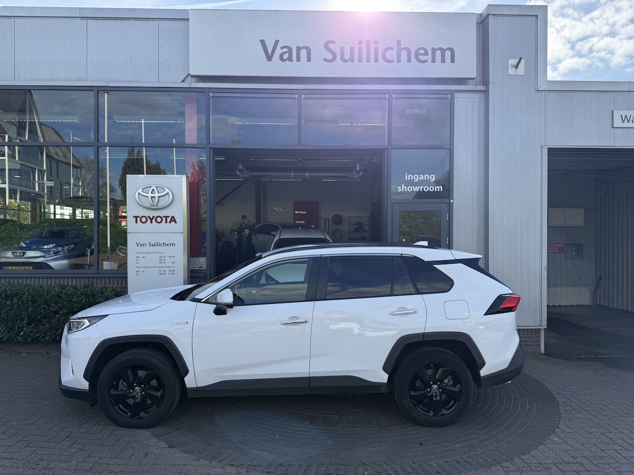 Toyota RAV4 - 2.5 Hybrid AWD Business Plus 2.5 Hybrid AWD Business Plus - AutoWereld.nl
