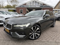 Volvo V60 - 2.0 B4 200pk Inscription 360 camera, Trekhaak, 19'', Leder