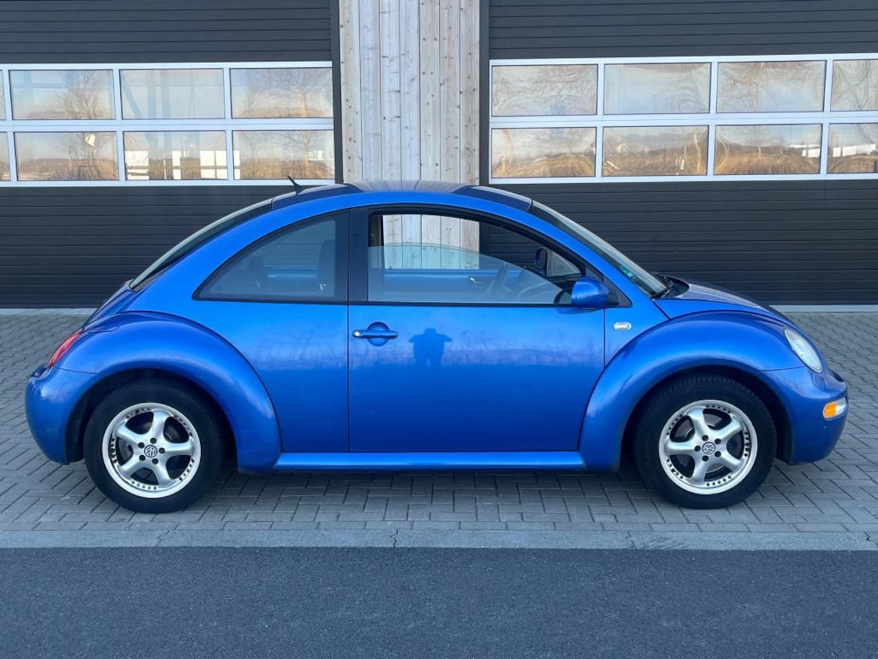 Volkswagen New Beetle - 2.0 Highline apk - AutoWereld.nl