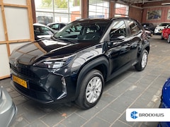 Toyota Yaris Cross - 1.5 Hybrid Active | Achteruitrijcamera | Airco (automatisch) | Armsteun voor