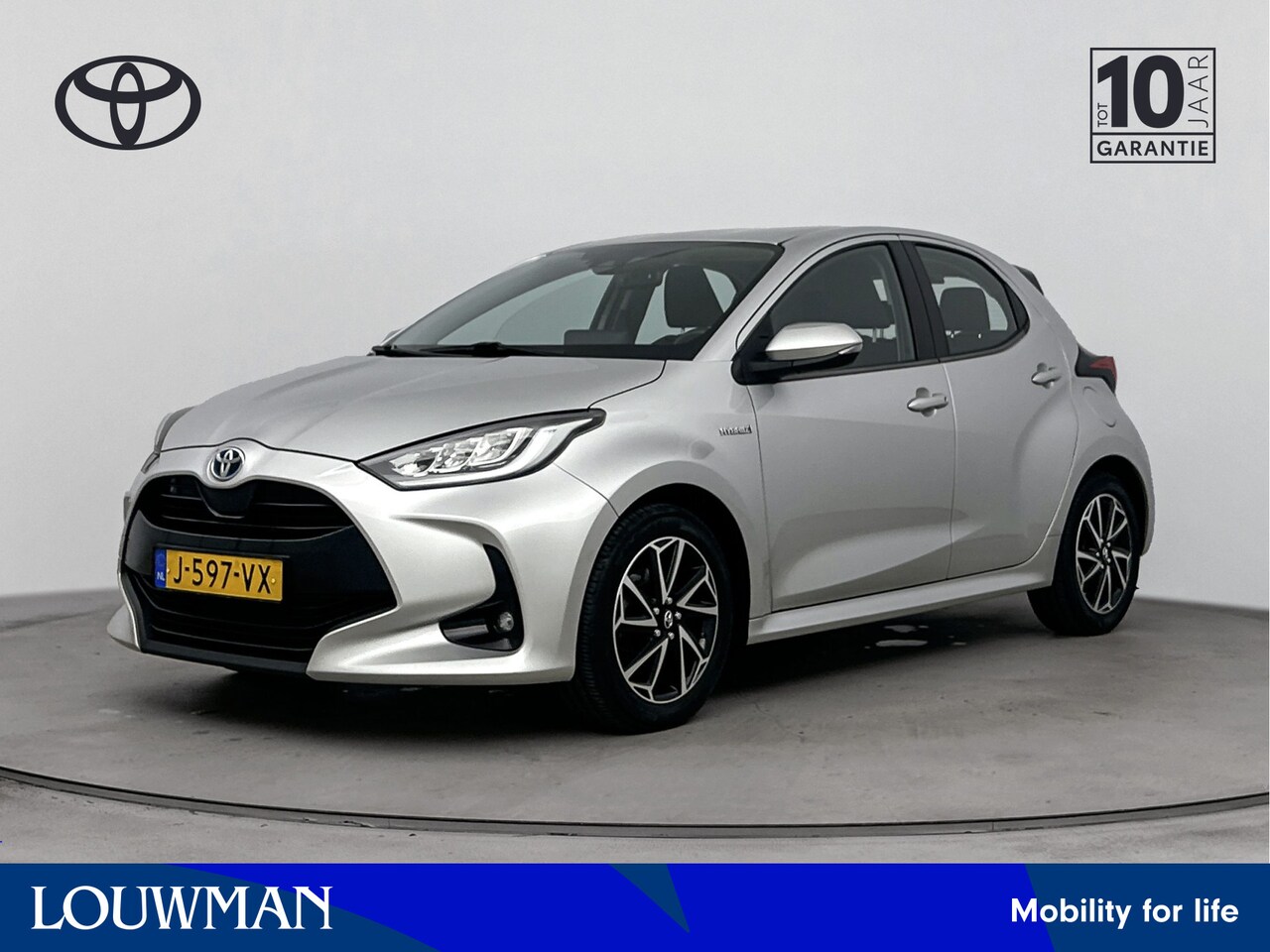 Toyota Yaris - 1.5 Hybrid Dynamic | Navigatie | Keyless Entry/Start | Parkeercamera | 16" Lichtmetalen Ve - AutoWereld.nl
