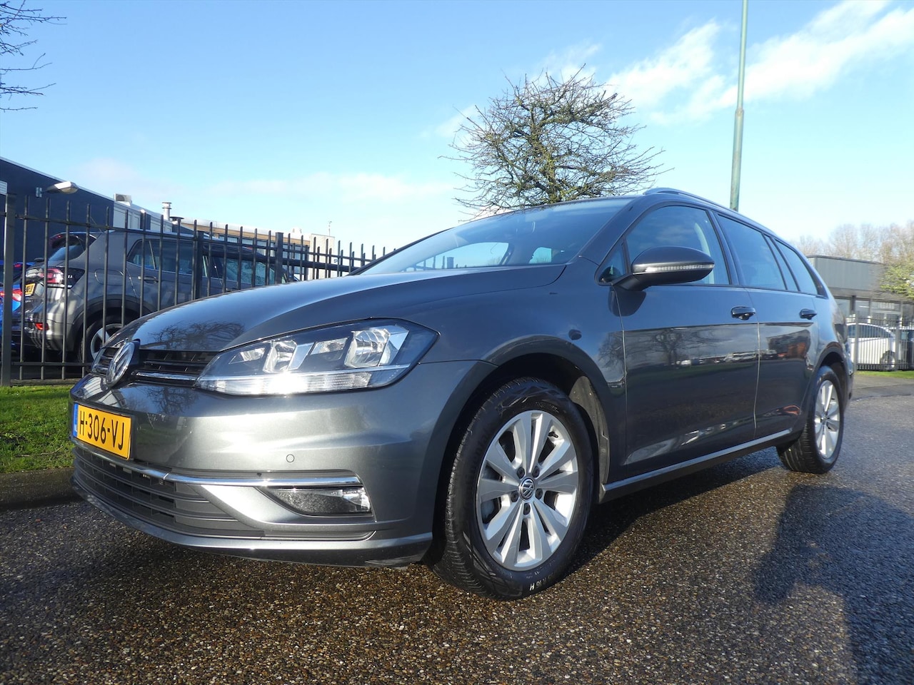Volkswagen Golf - Vii 1.0 TSI 115pk Comfortline Business Navigatie Multi Media - AutoWereld.nl