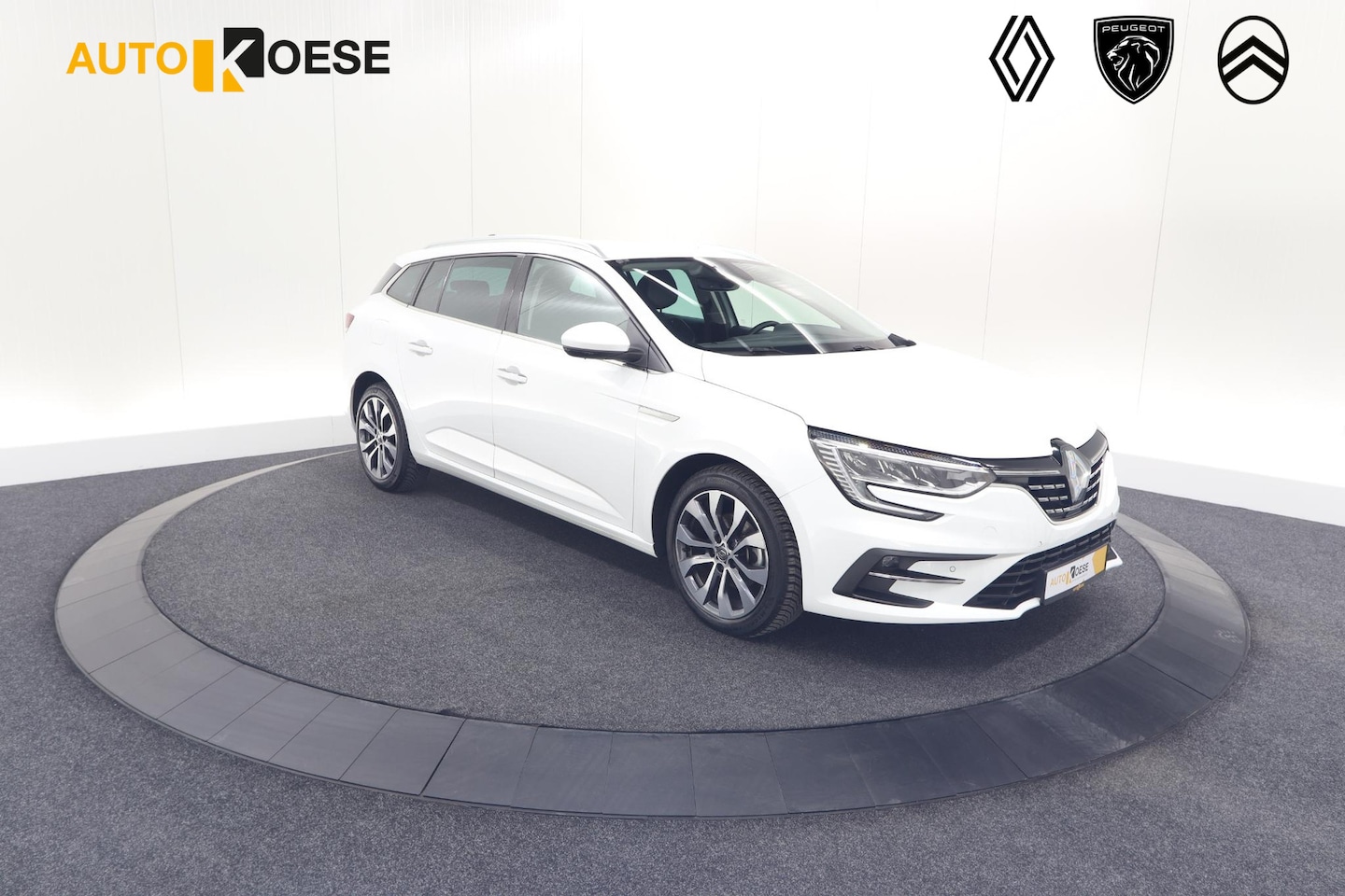 Renault Mégane Estate - TCe 140 EDC Techno | Trekhaak | Camera | Navigatie | 9.3 Inch Groot Scherm - AutoWereld.nl