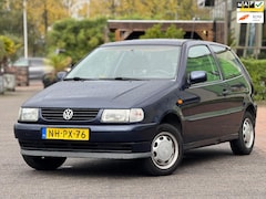 Volkswagen Polo - 1.4 | Dealeronderhouden | 2 sleutels | 90.000KM NAP |