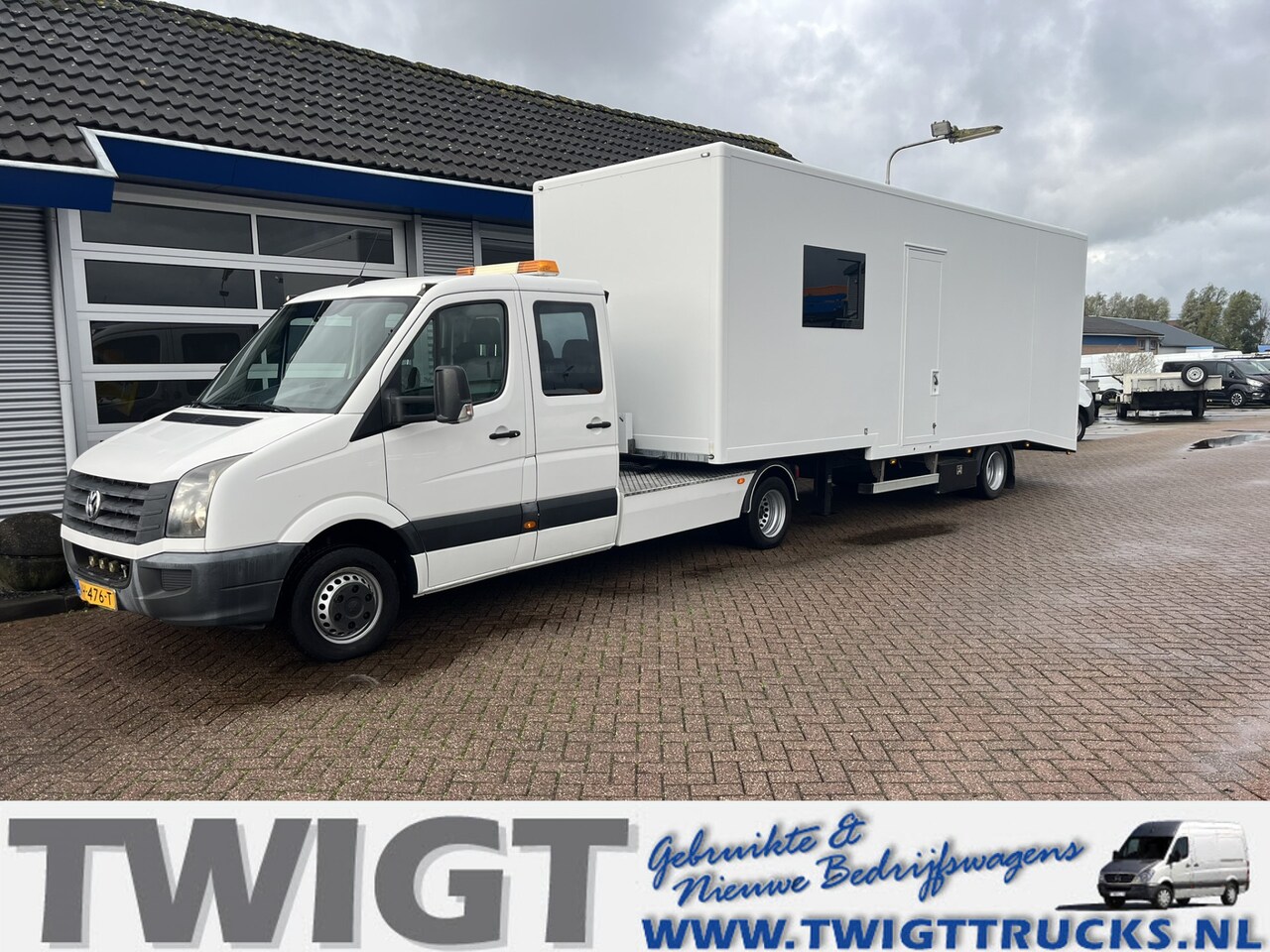 Volkswagen Crafter - BE Trekker met Racetrailer 46 2.0 TDI L3H1 DC - AutoWereld.nl