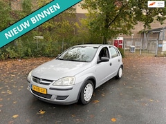 Opel Corsa - 1.2-16V Essentia LEUKE AUTO ZO WEG PRIJSJE