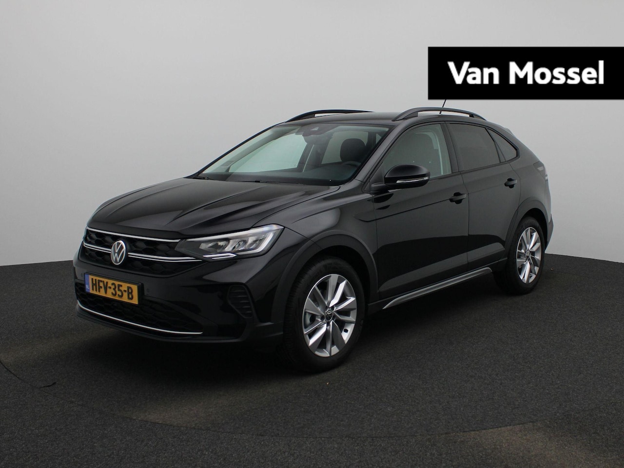 Volkswagen Taigo - 1.0 TSI Life Edition | Direct leverbaar | Trekhaak | Stoelverwarming voor | Apple Carplay - AutoWereld.nl