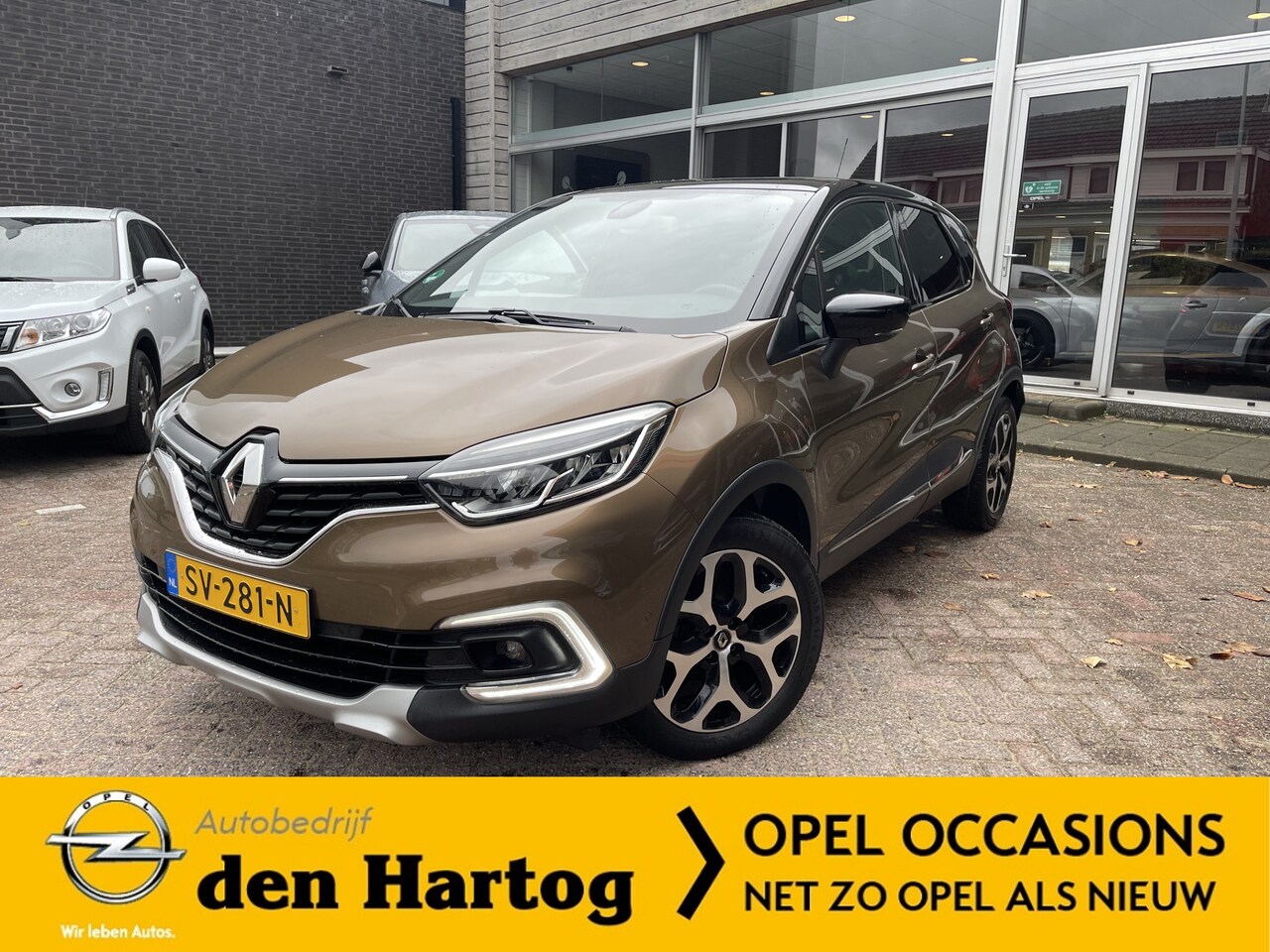Renault Captur - 0.9 TCe Intens Panorama dak/Trekhaak/Navi/Camera. - AutoWereld.nl