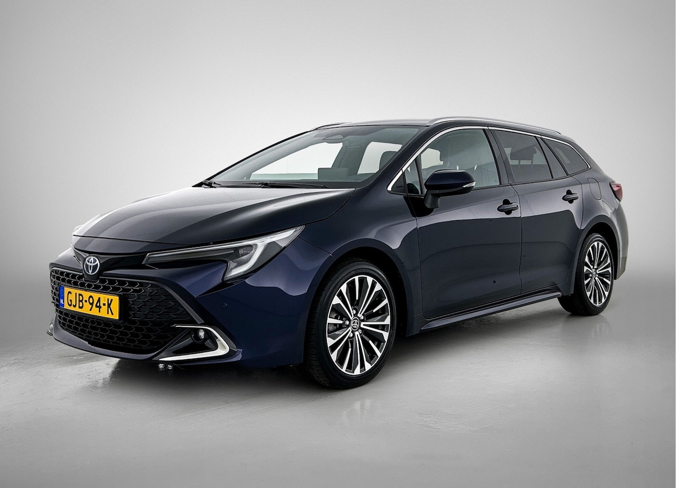 Toyota Corolla Touring Sports - Hybrid 140 Dynamic - AutoWereld.nl