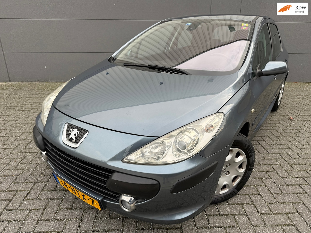 Peugeot 307 - 1.6-16V XS*NEW APK 2026 *NAP*AIRCO*CRUISE*RIJD-SCHAKEL PRIMA*PARK-SENSOREN - AutoWereld.nl