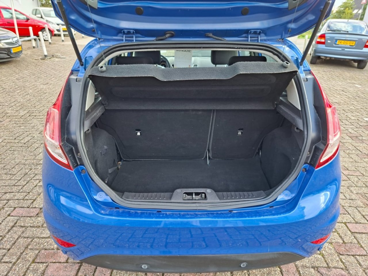 Ford Fiesta - 1.0 Champion RADIO CD/AIRCO/ELEC RAMEN V+A/PDC/STOELVERW/LMV