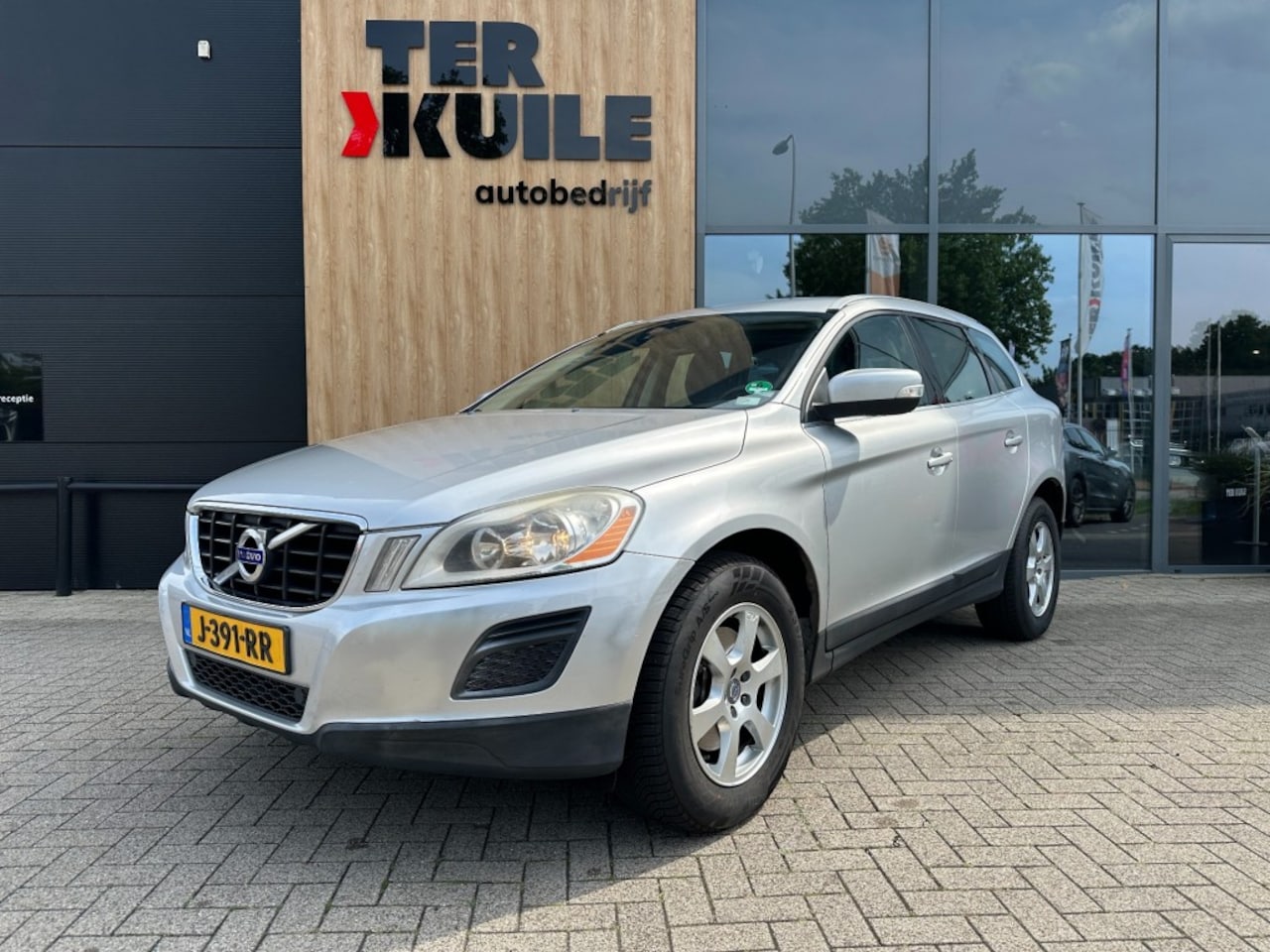 Volvo XC60 - 2.0 T5 Summum 2.0 T5 SUMMUM - AutoWereld.nl