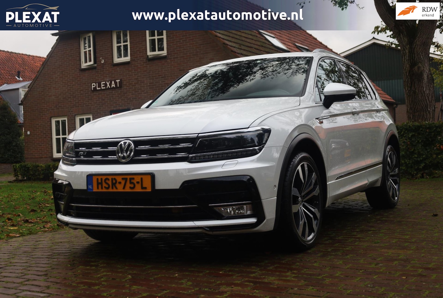 Volkswagen Tiguan - 2.0 TDI Highline DSG. | 2x R-Line | Panorama | Full Led | 20 Inch | Historie | Camera | Na - AutoWereld.nl