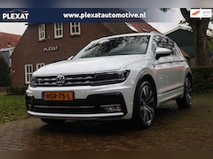 Volkswagen Tiguan - 2.0 TDI Highline DSG. | 2x R-Line | Panorama | Full Led | 20 Inch | Historie | Camera | Na
