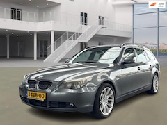 BMW 5-serie Touring - 525xi Executive X-DRIVE AUTOMAAT PANO/LEDER/MEMORY/NAVI | NETTE AUTO