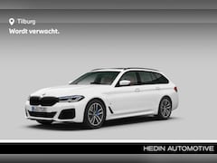BMW 5-serie Touring - 530e High Executive | Laserlight | DAB-Tuner | Glazen Panoramadak | Hifi System Harman-Kar