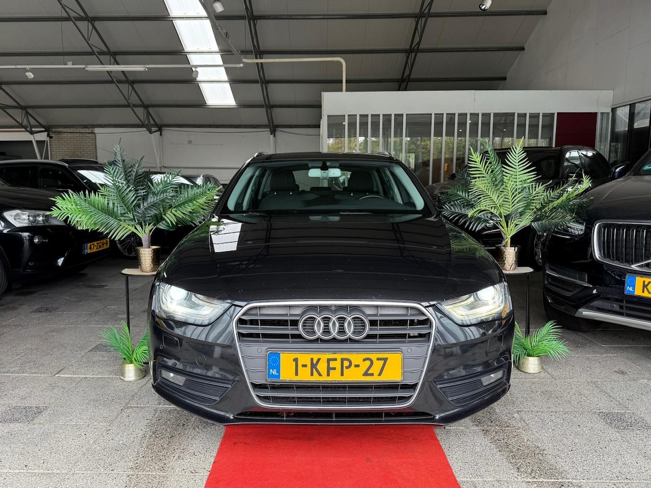 Audi A4 Avant - 2.0 TDI AUTOMAAT FACELIFT XENON! 2012 - AutoWereld.nl