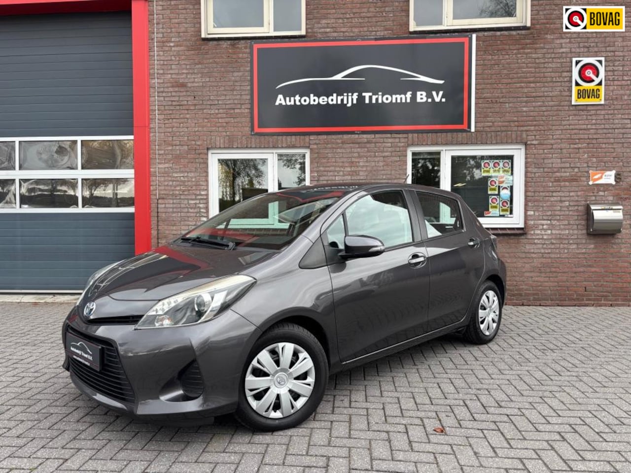 Toyota Yaris - 1.5 Full Hybrid- 1e EIGENAAR- CRUISECONTROL - CAMERA - CLIMATECONTROL..!! - AutoWereld.nl
