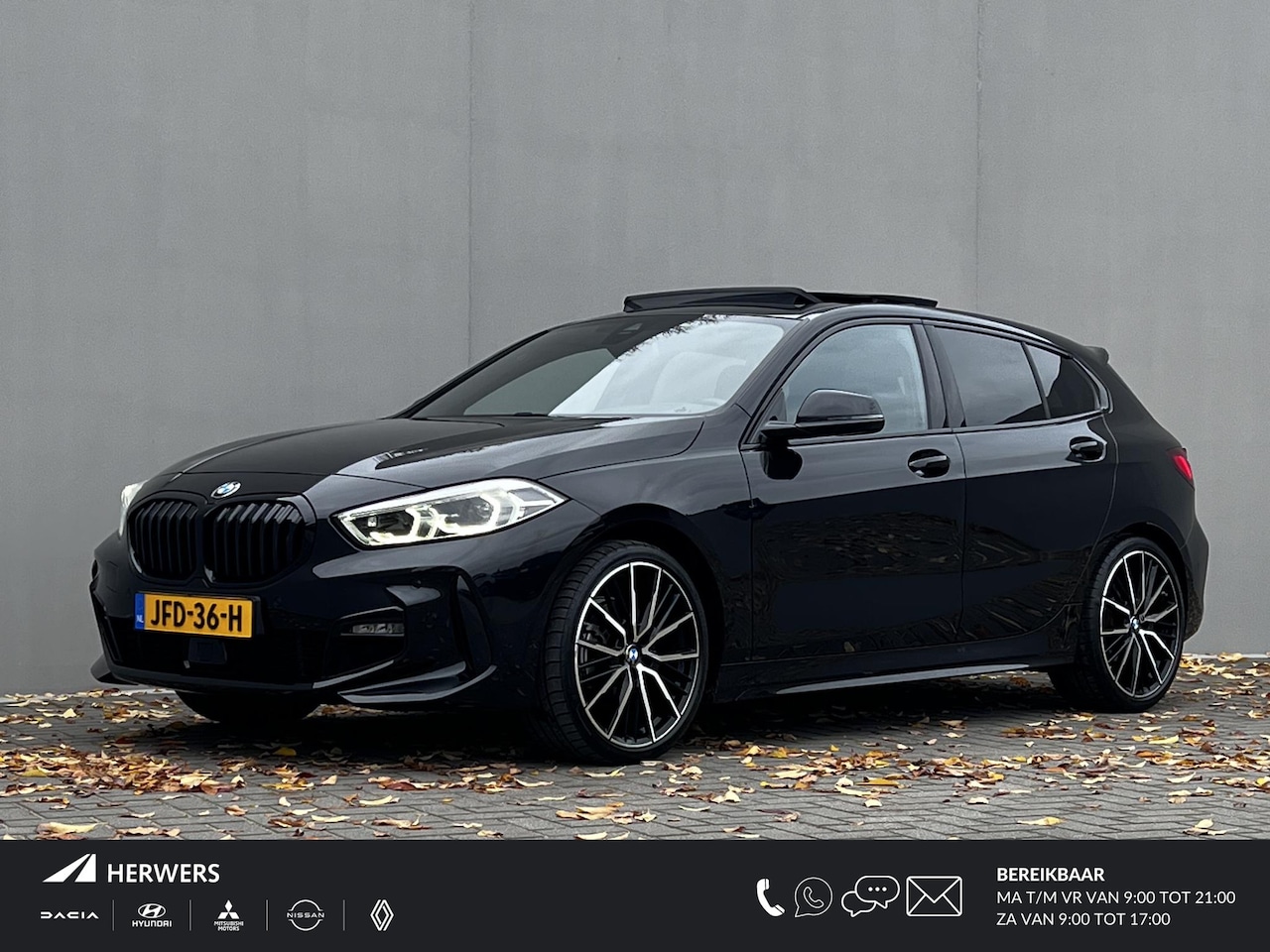 BMW 1-serie - 118i / Dealer onderhouden / M-Sport / Panorama schuifdak / HUD / Adaptieve CC / Harman Kar - AutoWereld.nl