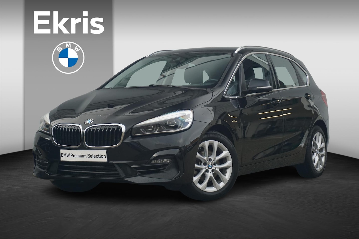 BMW 2-serie Active Tourer - 218i Executive Sport Line 17'' / Trekhaak / Head-Up Display / PDC - AutoWereld.nl