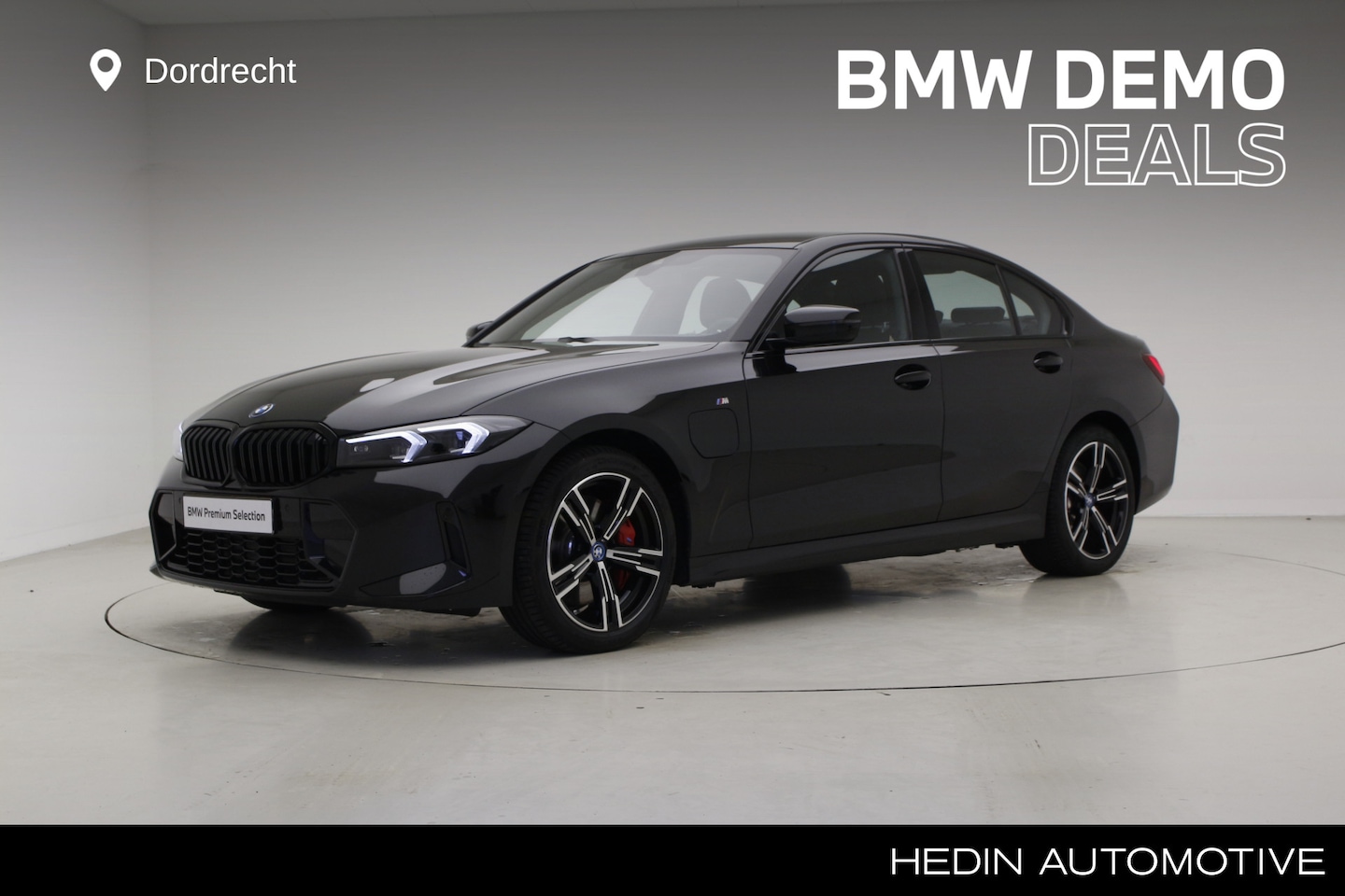 BMW 3-serie - 320e M-Sport Pro | M Adaptief onderstel | Adaptieve LED koplampen | BSI 3 jr - 40.000 km - AutoWereld.nl