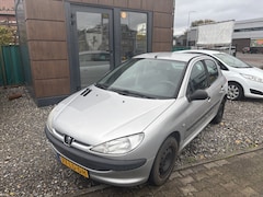 Peugeot 206 - 1.4 XR