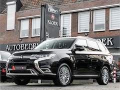 Mitsubishi Outlander - 2.4 PHEV Intense+ PANO LED CAMERA TREKHAAK ALCANTARA LEDER