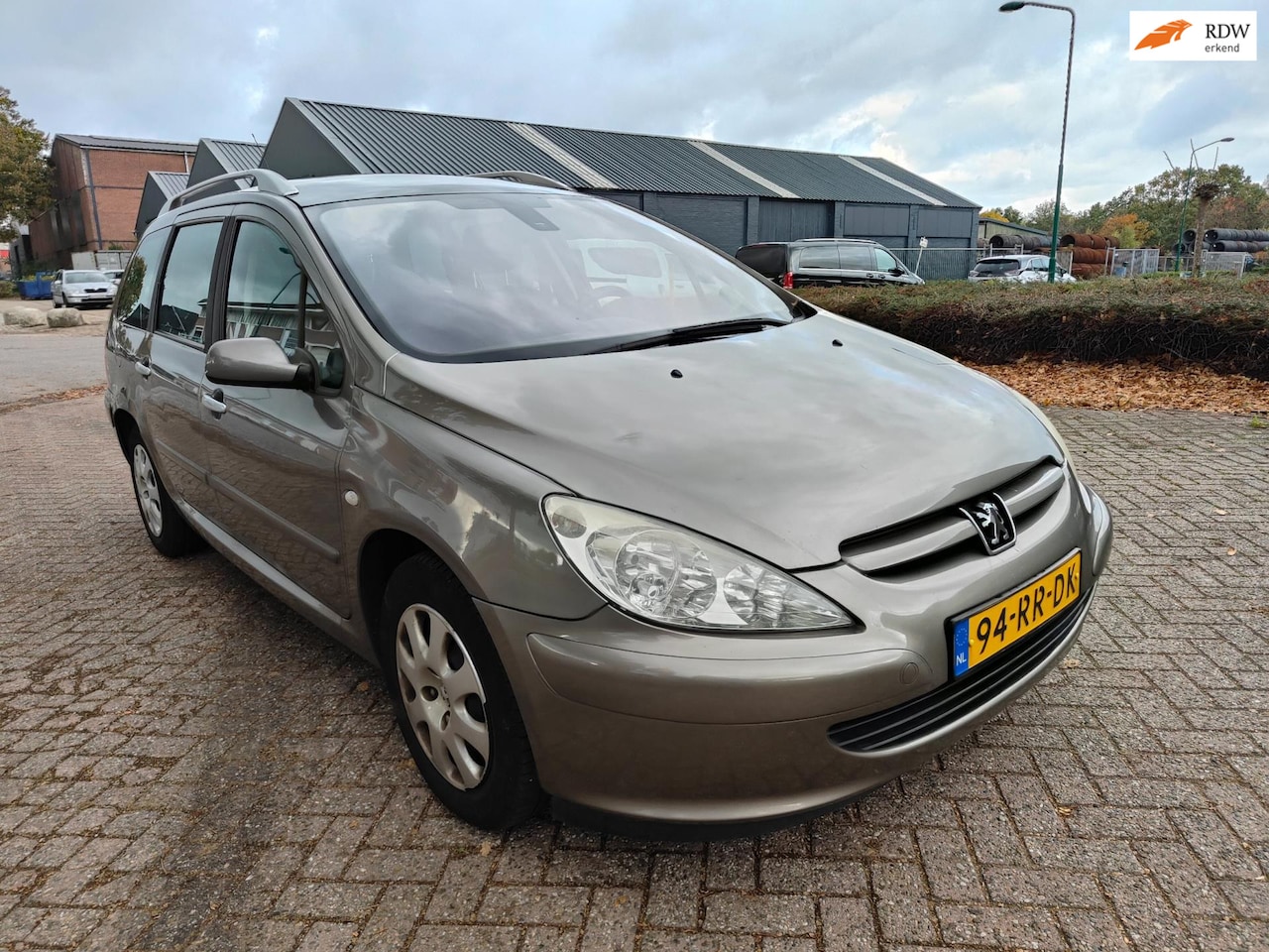 Peugeot 307 SW - 1.6-16V Premium 1.6 16V Premium ( APK 01-10-2026 ) - AutoWereld.nl