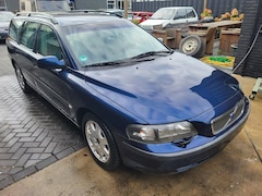 Volvo V70 - 2.4 T Comfort Line