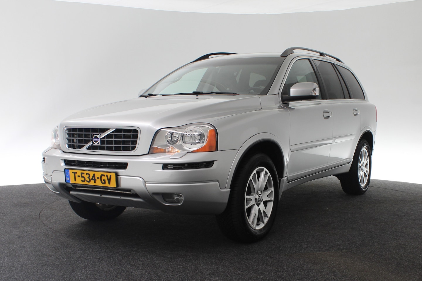 Volvo XC90 - 3.2 Momentum 3.2 Momentum, 7-pers., 144dkm! - AutoWereld.nl