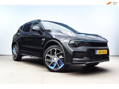 Lynk & Co 01 - 1.5, Fabrieksgarantie, 261PK Plug-in Hybrid *Zwarte hemel* 360° Camera* Pano/dak Apple/Car
