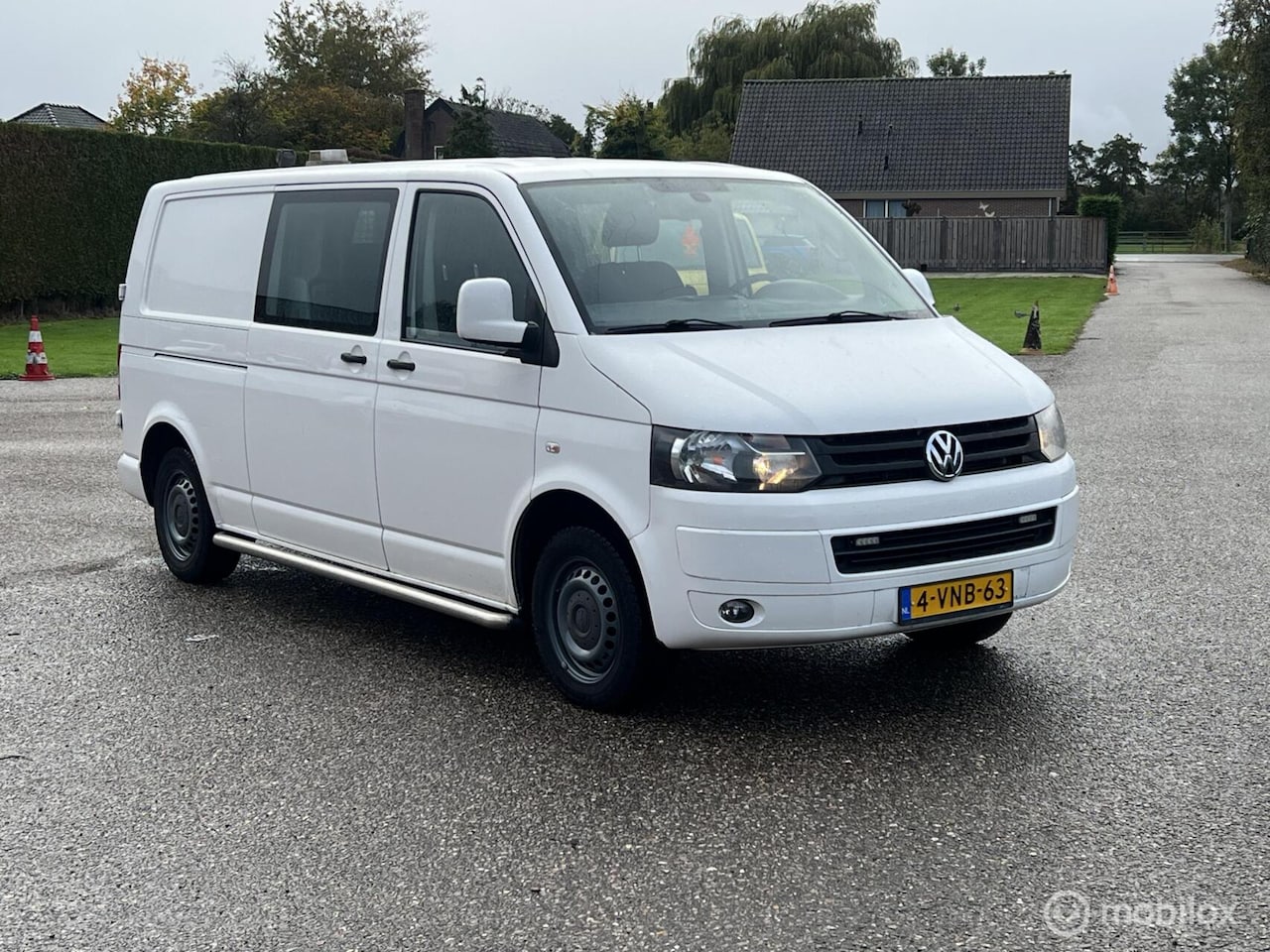 Volkswagen Transporter - 2.0 TDI L2H1 2.0 TDI L2H1 - AutoWereld.nl